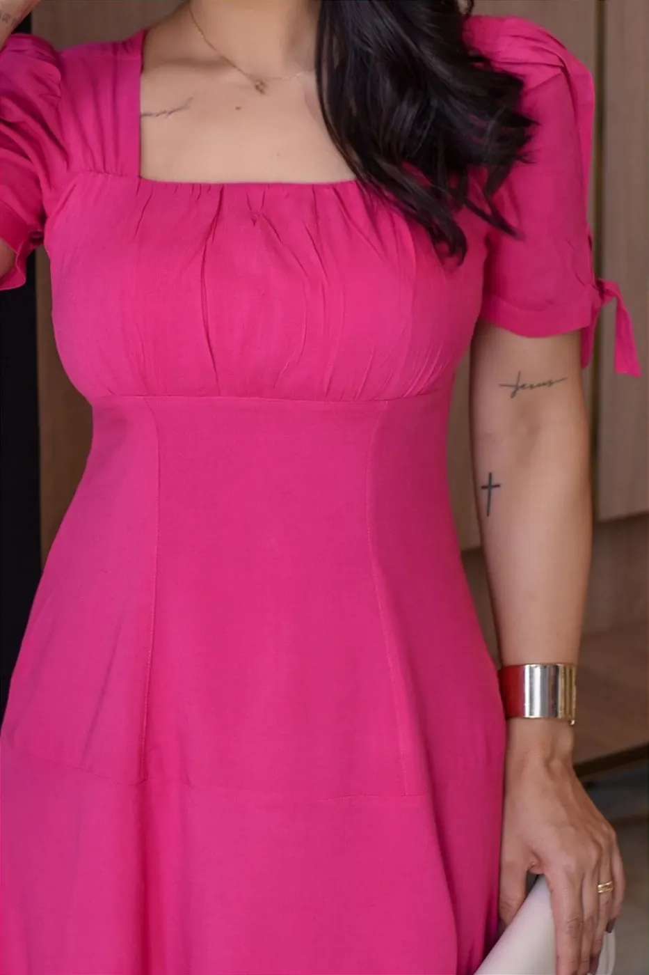 Vestido evasê manga curta Rosa Pink