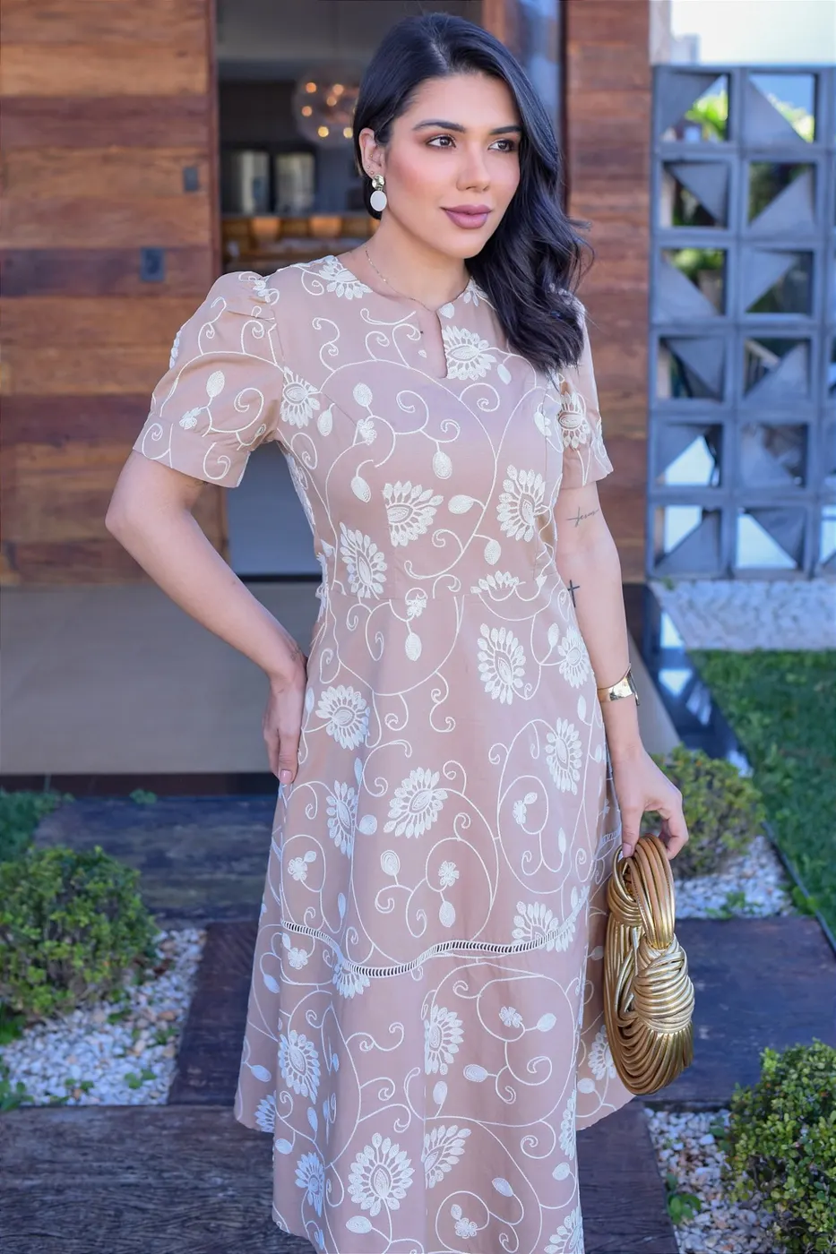 Vestido Midi bordado Indiano Bege