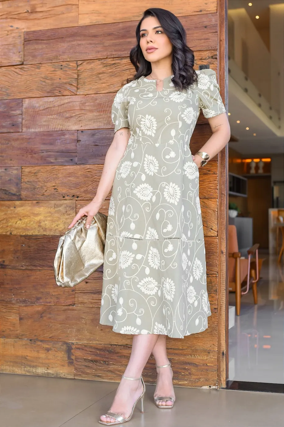 Vestido Midi bordado Indiano Verde azeitona